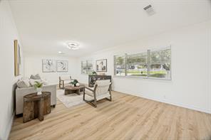 122 Mercer Drive - Photo 5