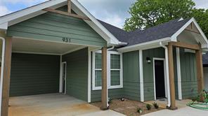 931 West Elm Street - Photo 1