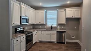 931 West Elm Street - Photo 7