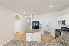 1504 Oakcrest Drive - Photo 16