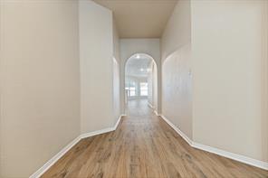1504 Oakcrest Drive - Photo 4