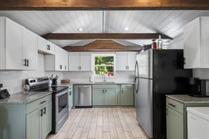 14340 HWY 110 N - Photo 7