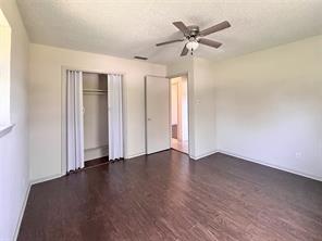 209 Prairie Avenue - Photo 10