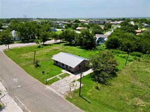 209 Prairie Avenue - Photo 3