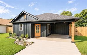 423 S Bonner Street - Photo 1