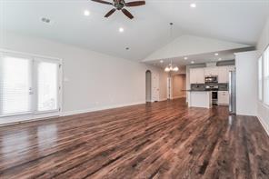 1408 Lexington Street - Photo 4