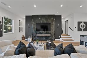 2139 Mail Avenue - Photo 1