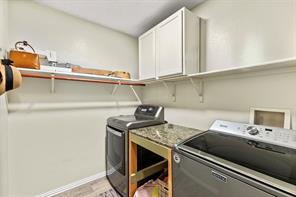 2924 Jamestown Drive - Photo 26