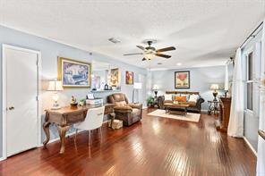2924 Jamestown Drive - Photo 4