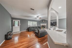 137 Roberts Drive - Photo 3