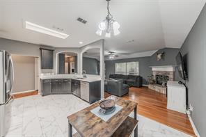 137 Roberts Drive - Photo 9