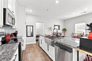 517 E Hanna Street - Photo 10