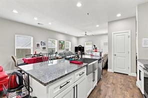 517 E Hanna Street - Photo 11