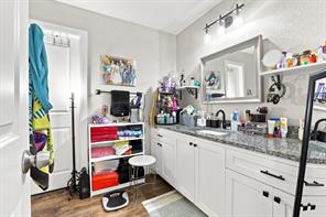 517 E Hanna Street - Photo 16