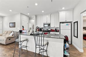 517 E Hanna Street - Photo 9