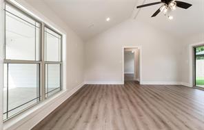 425 S Bonner Street - Photo 3