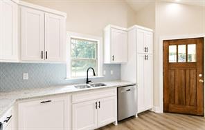 425 S Bonner Street - Photo 8