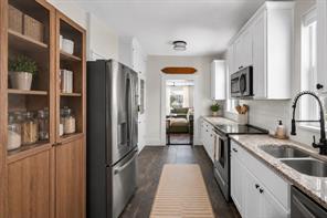 406 S Montreal Avenue - Photo 9