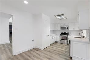6817 Wickliff Trail - Photo 11