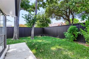 6817 Wickliff Trail - Photo 26