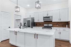 4507 Metropolitan Avenue - Photo 12