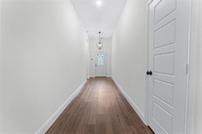 4507 Metropolitan Avenue - Photo 2
