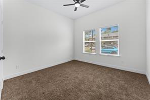 4507 Metropolitan Avenue - Photo 21