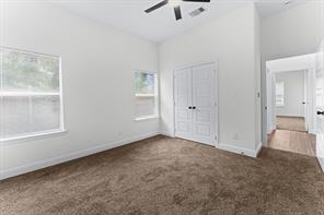 4507 Metropolitan Avenue - Photo 24