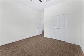 4507 Metropolitan Avenue - Photo 25