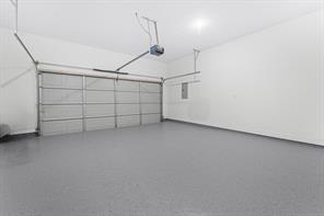4507 Metropolitan Avenue - Photo 27