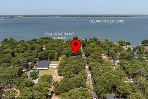 138 Wildgrove Drive - Photo 2
