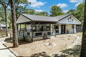 138 Wildgrove Drive - Photo 4