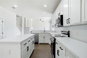 8631 Shakespeare Lane - Photo 10