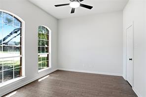 8631 Shakespeare Lane - Photo 17