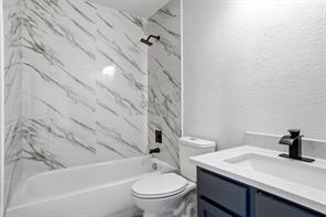 8631 Shakespeare Lane - Photo 18