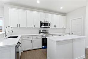 8631 Shakespeare Lane - Photo 9