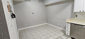 2100 Tanglewilde - Photo 4