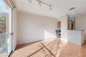 330 Las Colinas Boulevard E - Photo 4