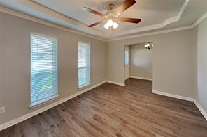 1944 Chesham Drive - Photo 7