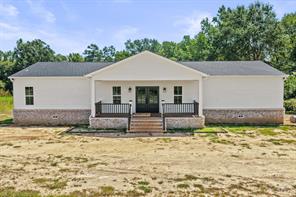 562 County Road 4230 - Photo 1