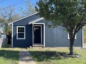 607 Mckenzie Avenue - Photo 1