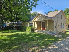 726 S Lindsay Street - Photo 1