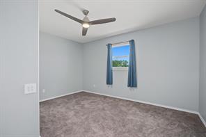 611 N Richard Avenue - Photo 17