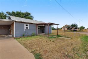 611 N Richard Avenue - Photo 2