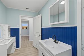 611 N Richard Avenue - Photo 23