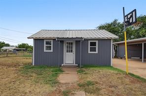611 N Richard Avenue - Photo 4