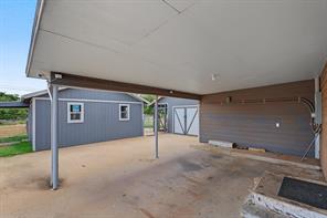 611 N Richard Avenue - Photo 7