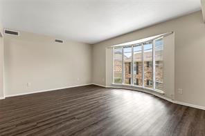 5835 E University Boulevard - Photo 2