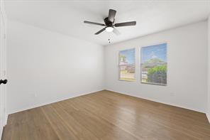 702 Lowe Drive - Photo 7