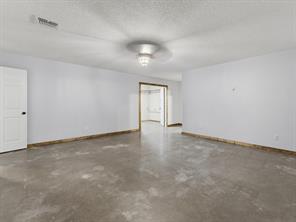 205 County Road 1794 - Photo 19